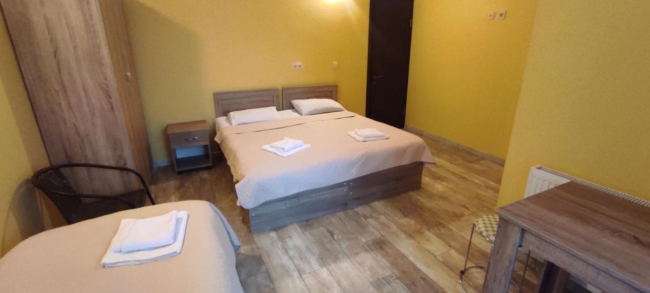 Family hotel ın batumı maretı str 2 Dış mekan fotoğraf