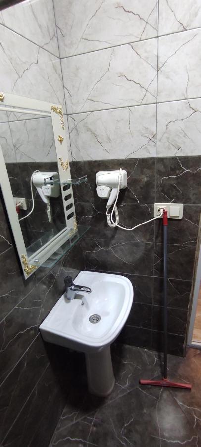 Family hotel ın batumı maretı str 2 Dış mekan fotoğraf