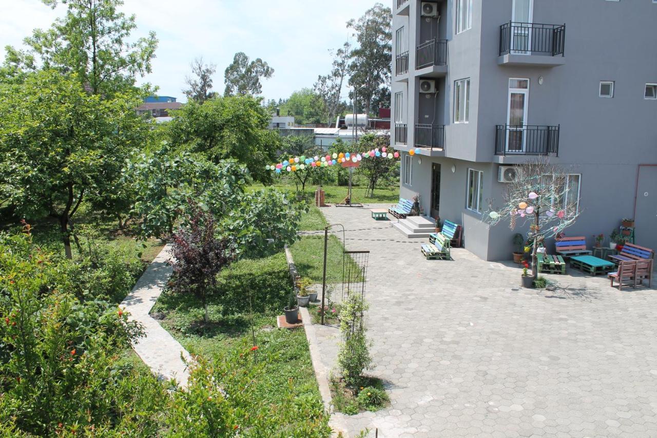 Family hotel ın batumı maretı str 2 Dış mekan fotoğraf