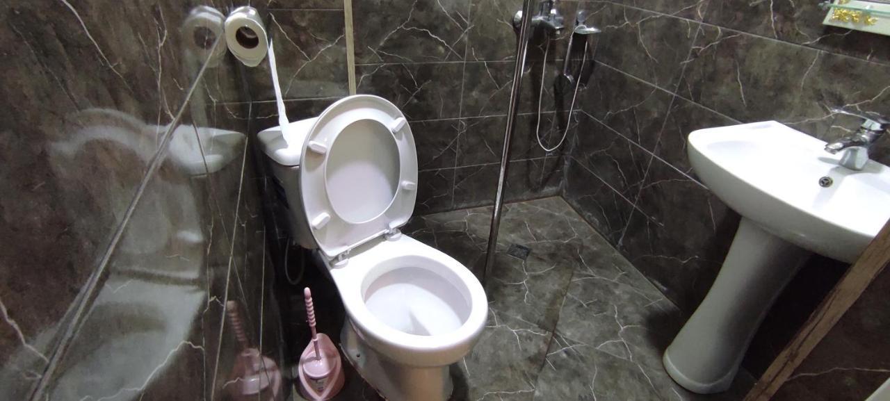 Family hotel ın batumı maretı str 2 Dış mekan fotoğraf