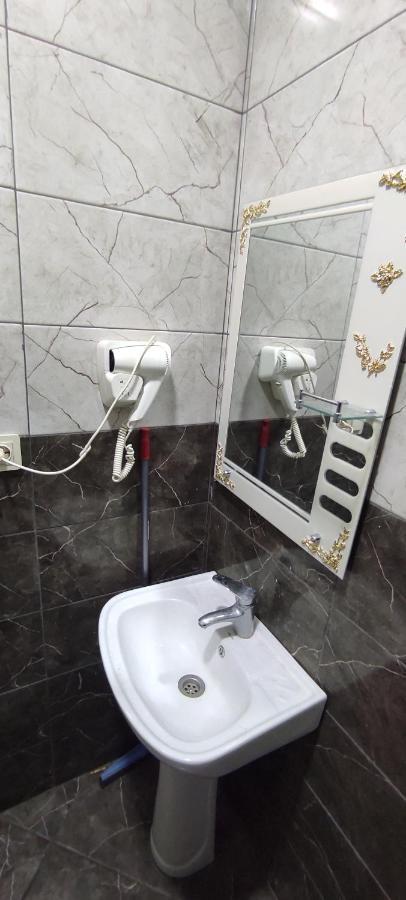 Family hotel ın batumı maretı str 2 Dış mekan fotoğraf