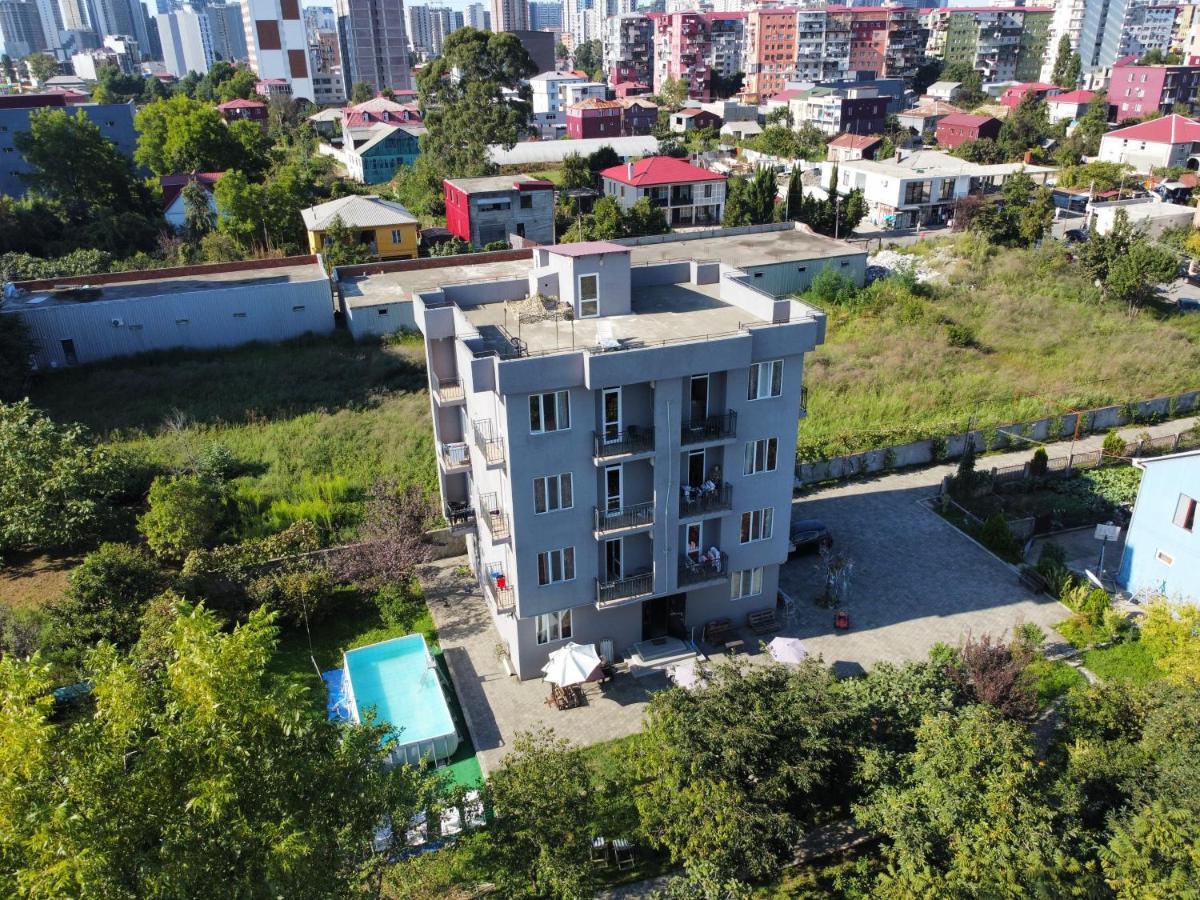 Family hotel ın batumı maretı str 2 Dış mekan fotoğraf