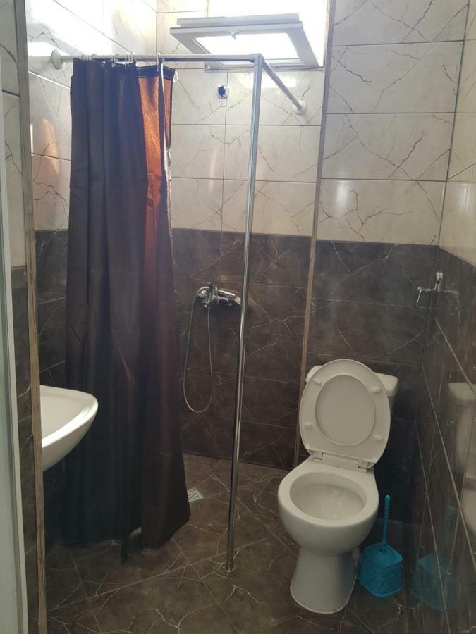 Family hotel ın batumı maretı str 2 Dış mekan fotoğraf