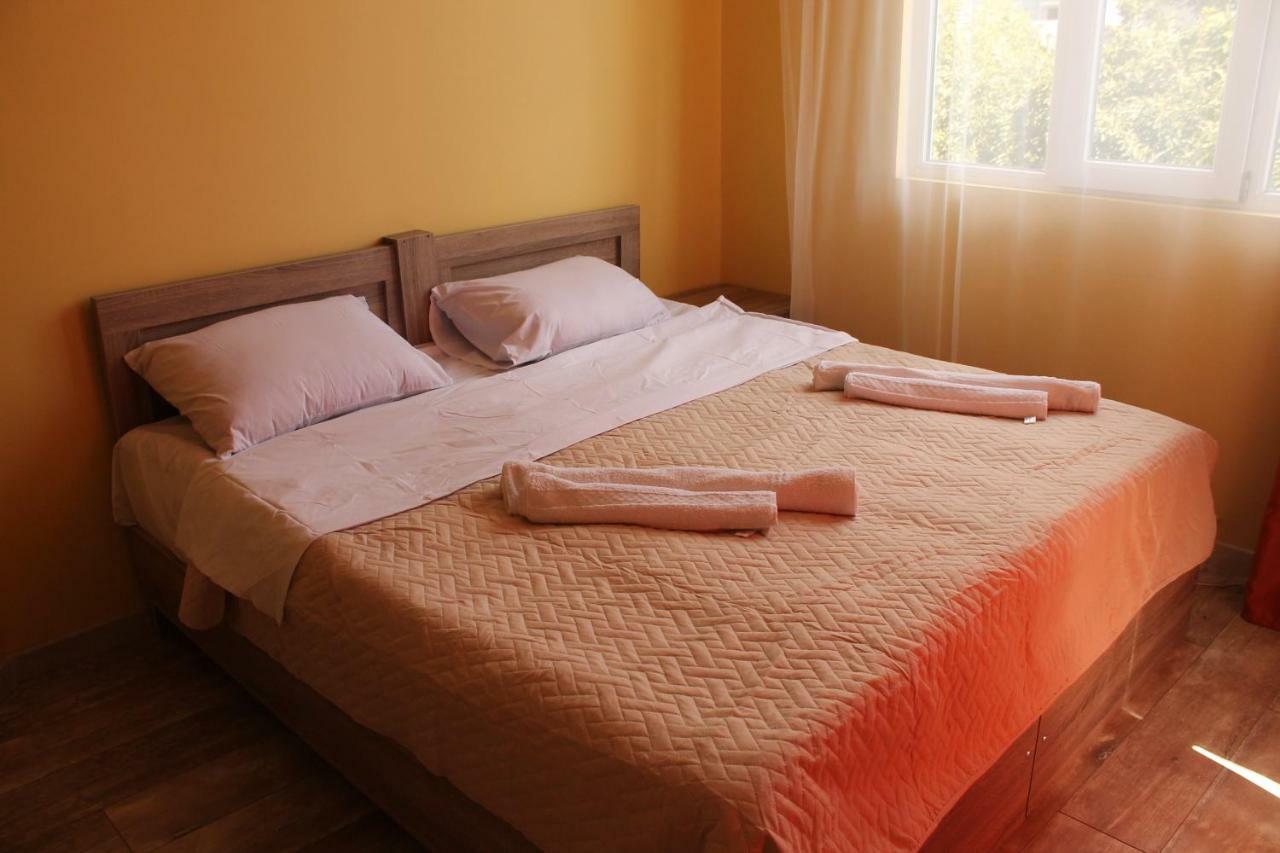 Family hotel ın batumı maretı str 2 Dış mekan fotoğraf