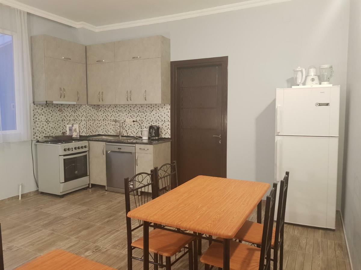 Family hotel ın batumı maretı str 2 Dış mekan fotoğraf
