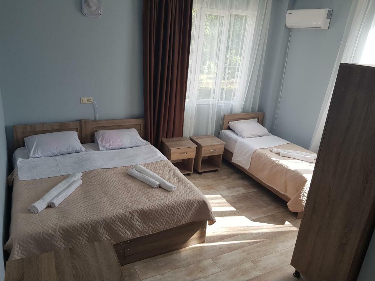 Family hotel ın batumı maretı str 2 Dış mekan fotoğraf