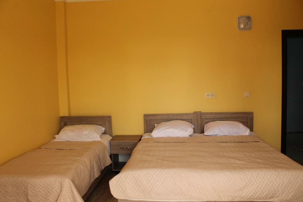Family hotel ın batumı maretı str 2 Dış mekan fotoğraf